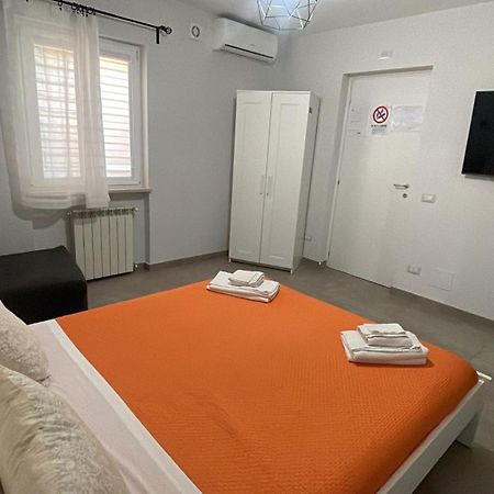 La Casetta Di Zio E Pia Fiumicino Extérieur photo