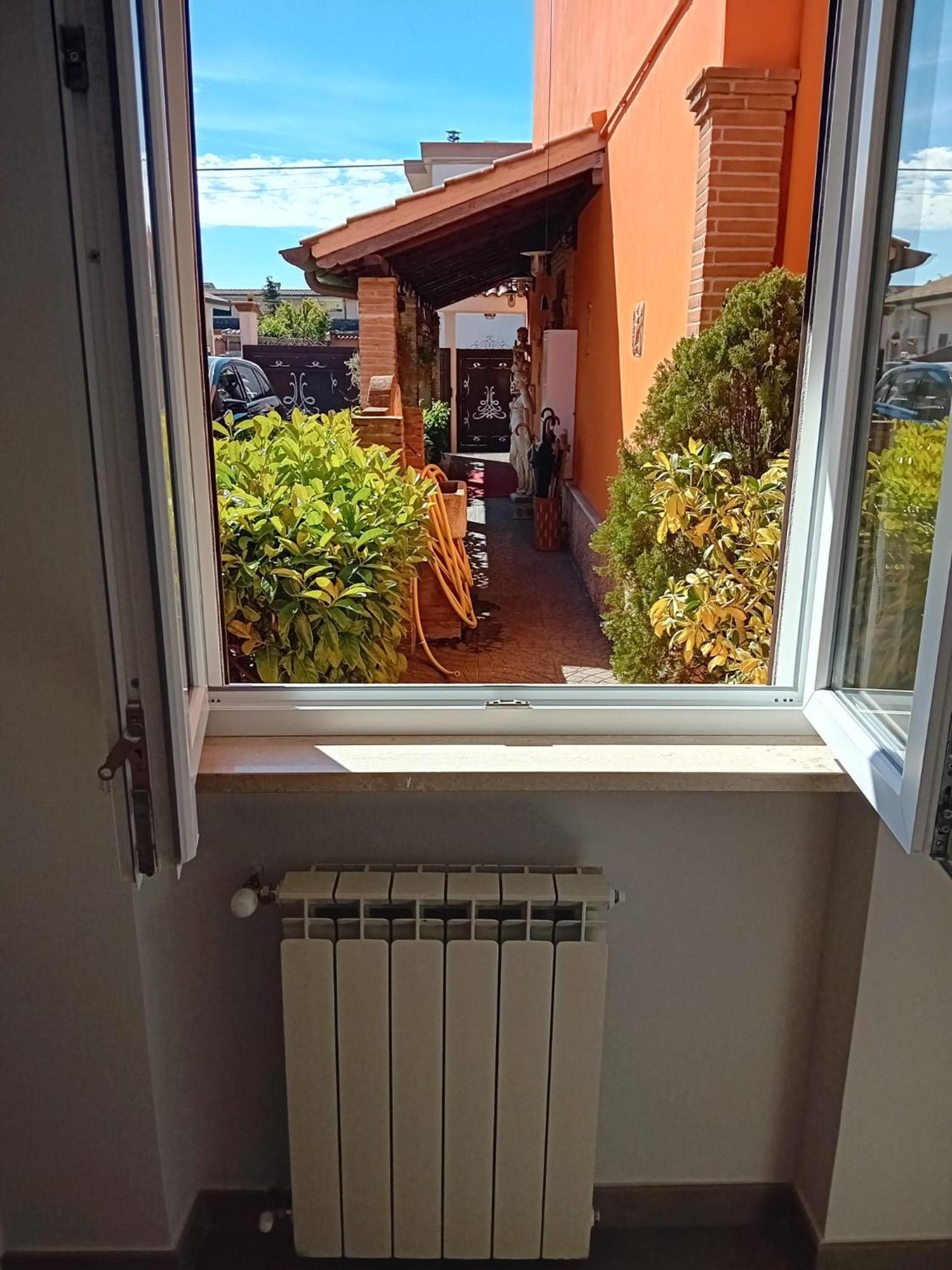 La Casetta Di Zio E Pia Fiumicino Extérieur photo
